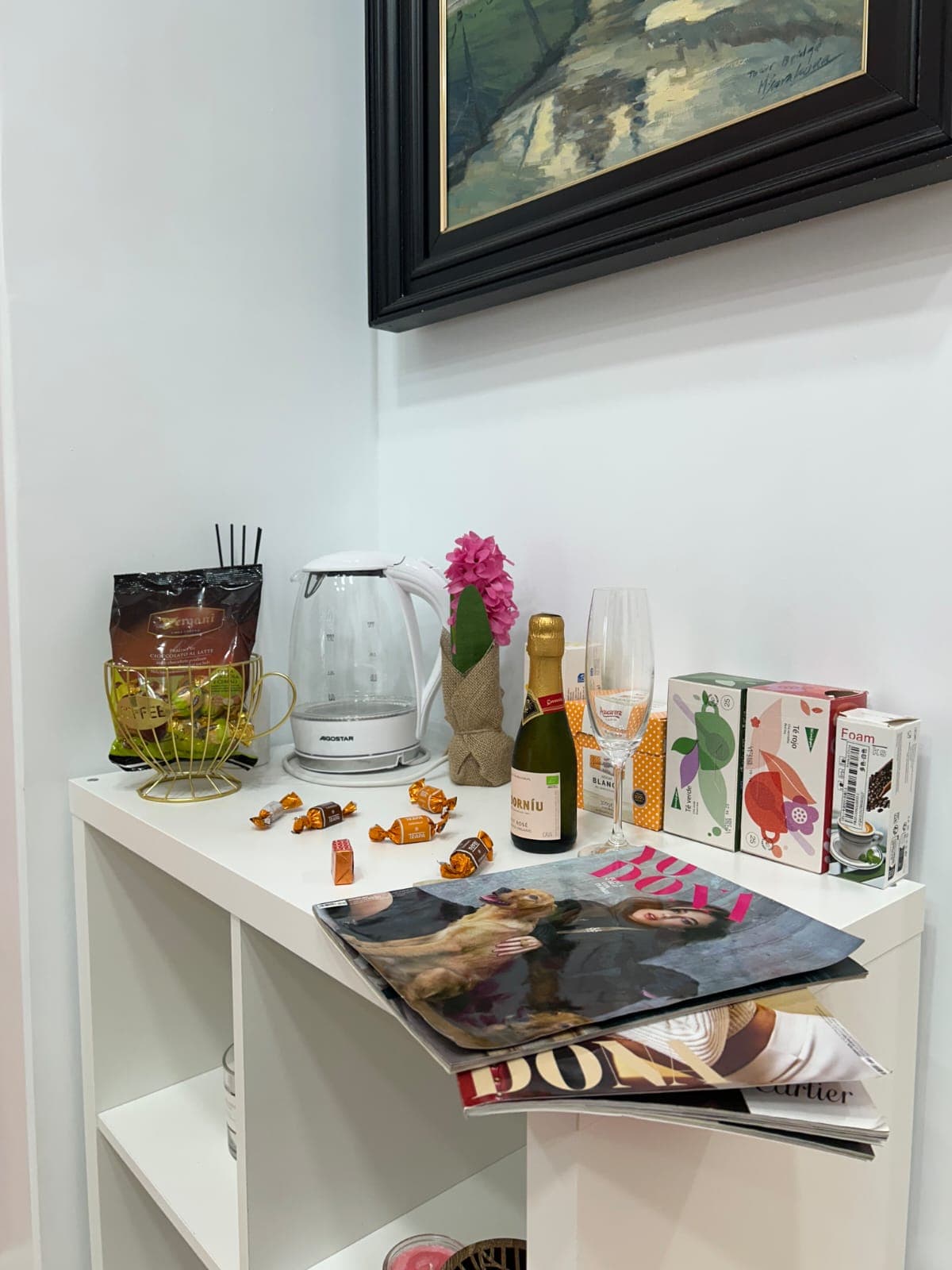 Otro ángulo del local y zona de trabajo